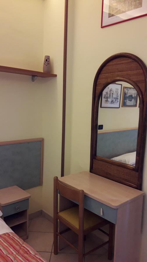 Albergo Primavera Senigallia Luaran gambar